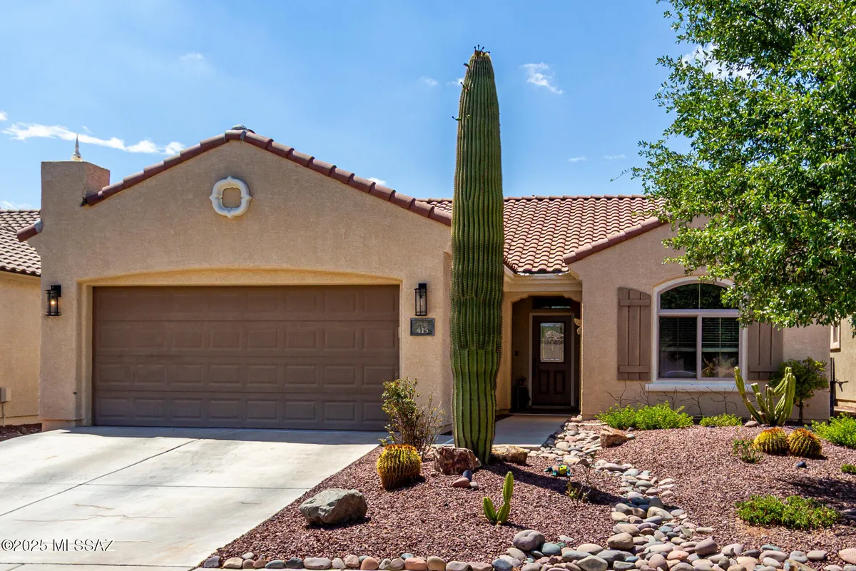 Property Slideshow image 1 of 19 | 415 w calle sedillo, Sahuarita, AZ, 85629