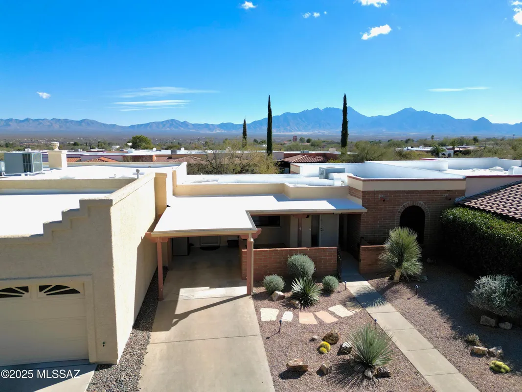 Property Slideshow image 1 of 33 | 511 s paseo lazo cir, Green Valley, AZ, 85614