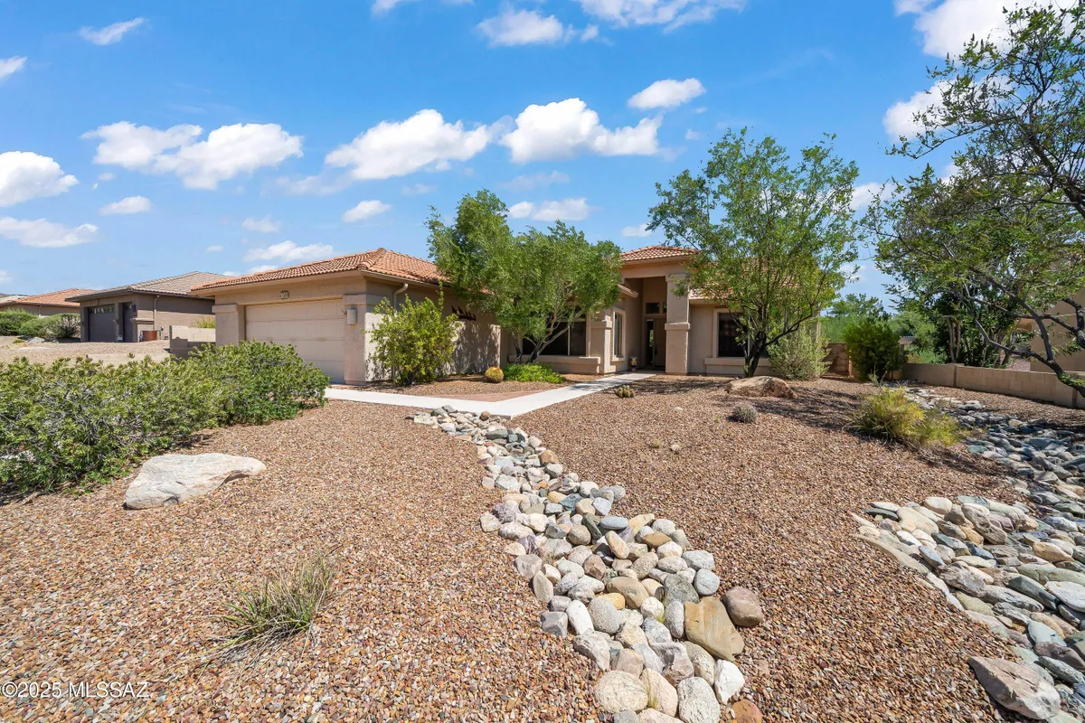 Property Slideshow image 1 of 30 | 62654 e flower ridge dr, Saddlebrooke, AZ, 85739