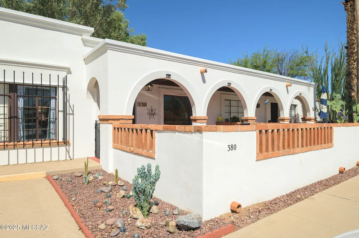 Property Slideshow image 1 of 44 | 380 s paseo cerro c, Green Valley, AZ, 85614