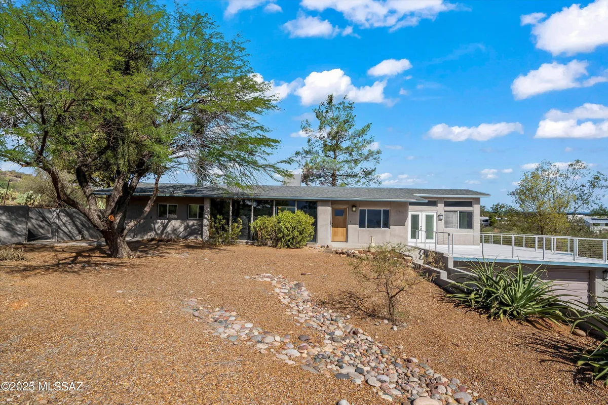 Property Slideshow image 1 of 26 | 63960 e condalia pl, Saddlebrooke, AZ, 85739