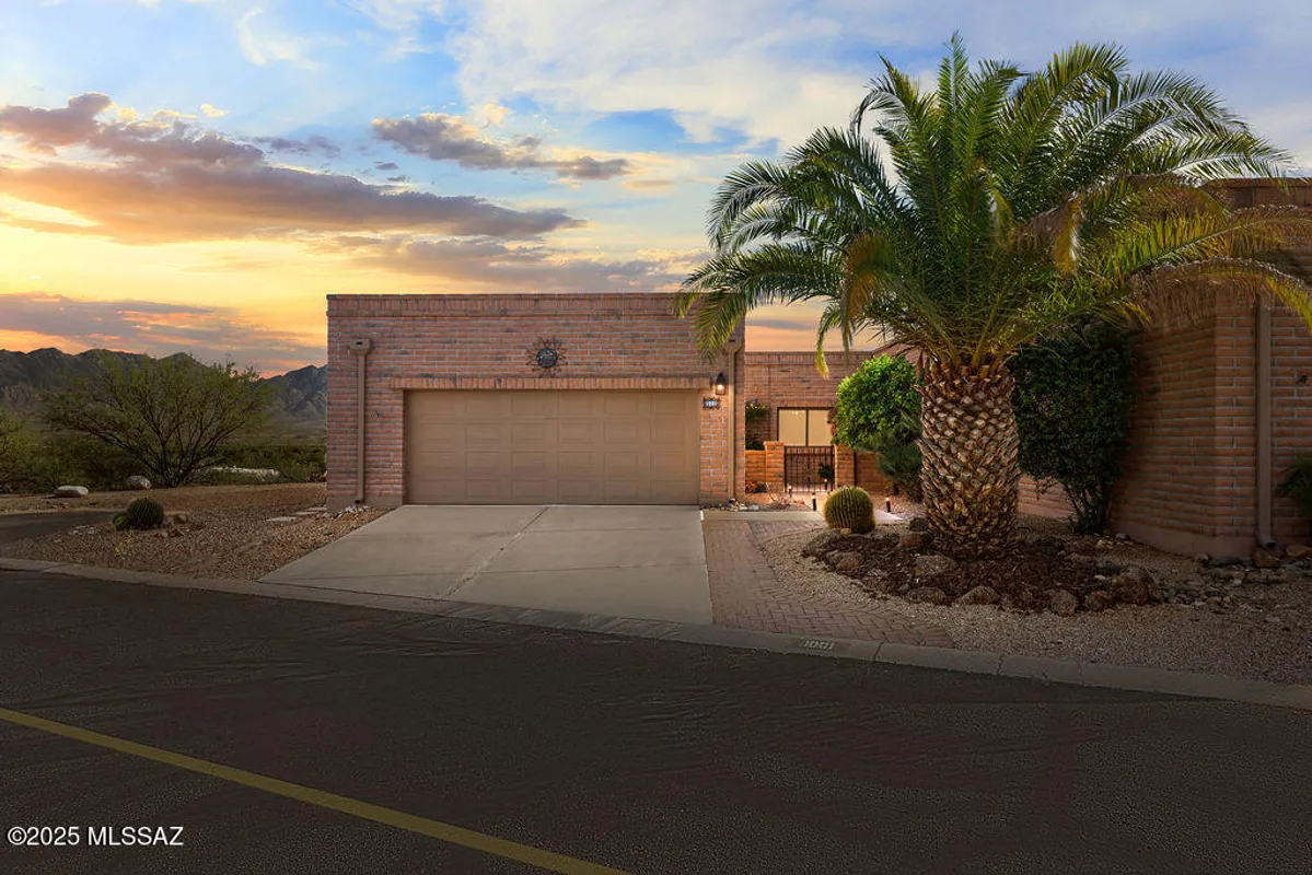 Property Slideshow image 1 of 46 | 1001 w calle de pitahaya, Green Valley, AZ, 85622