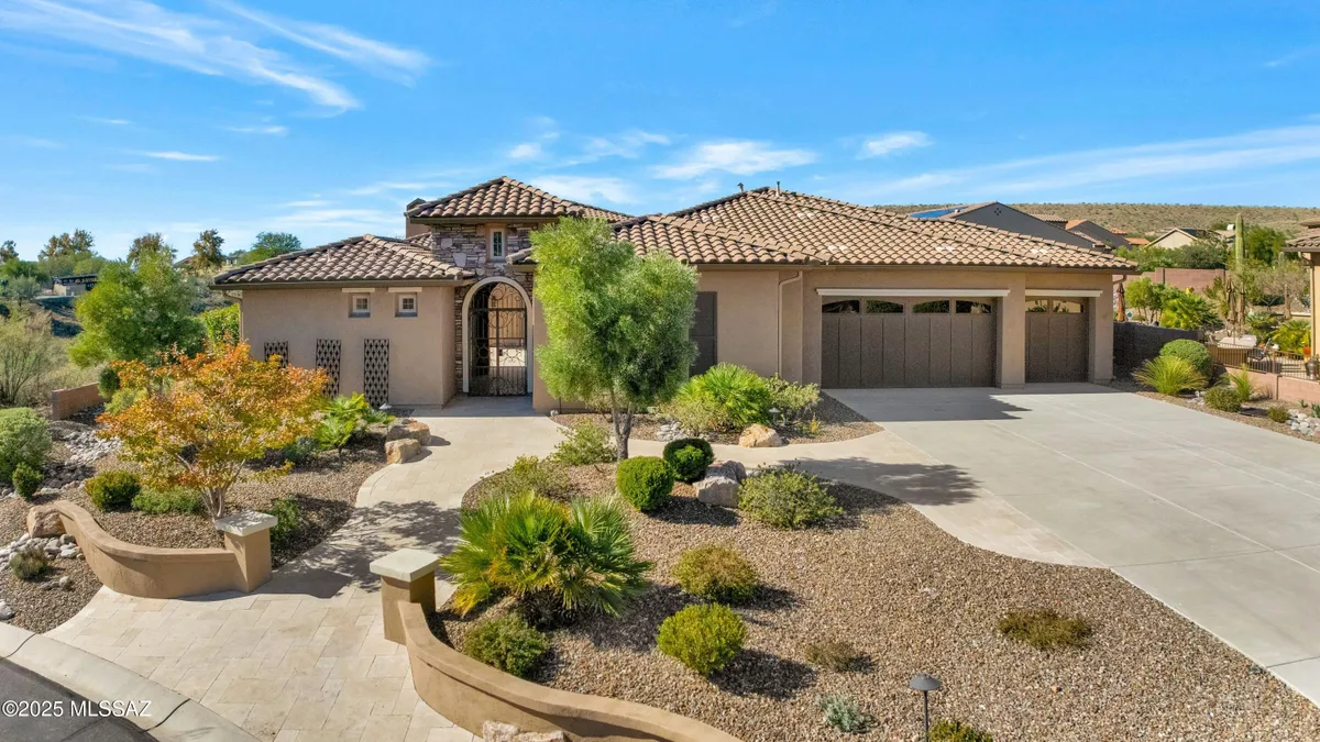 Property Slideshow image 1 of 50 | 35766 s lemon rock ct, Saddlebrooke, AZ, 85739
