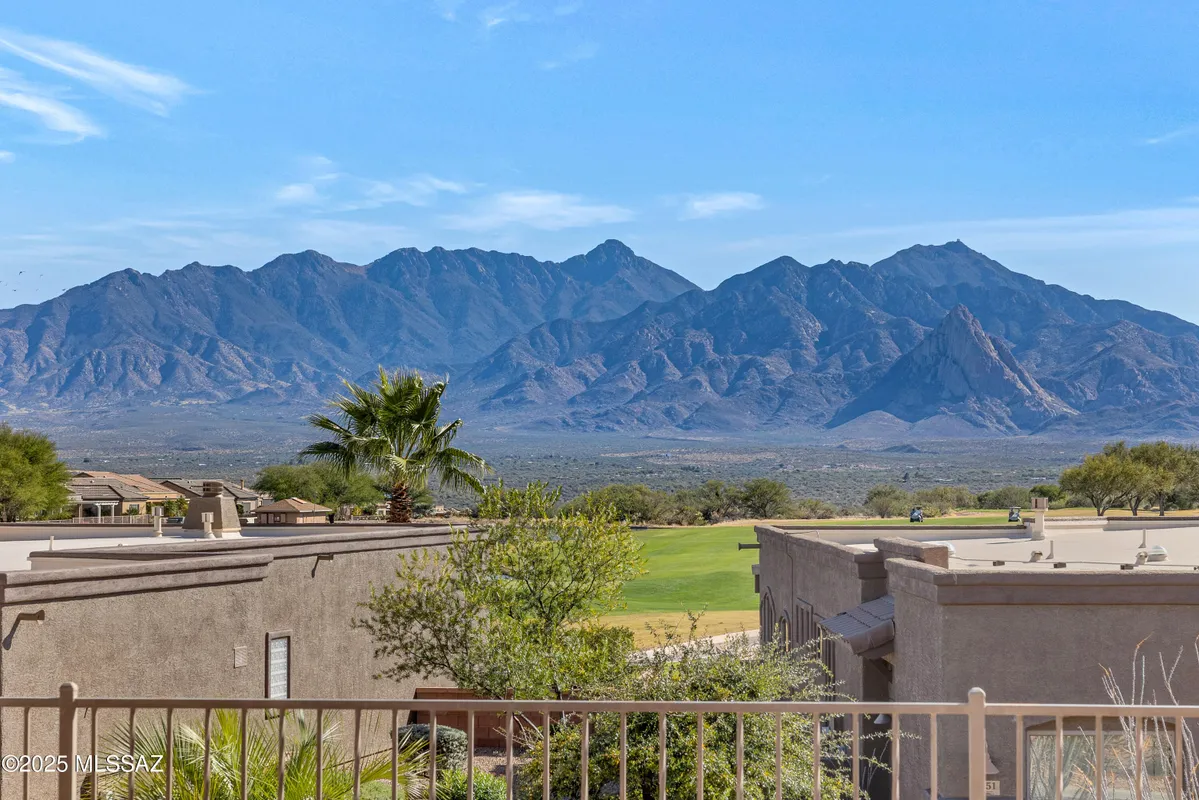 Property Slideshow image 1 of 36 | 5829 s waynes way, Green Valley, AZ, 85622