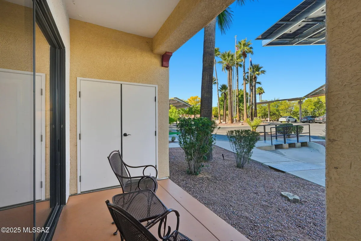 Property Slideshow image 1 of 45 | 5775 s camino del sol # 5102, Green Valley, AZ, 85622