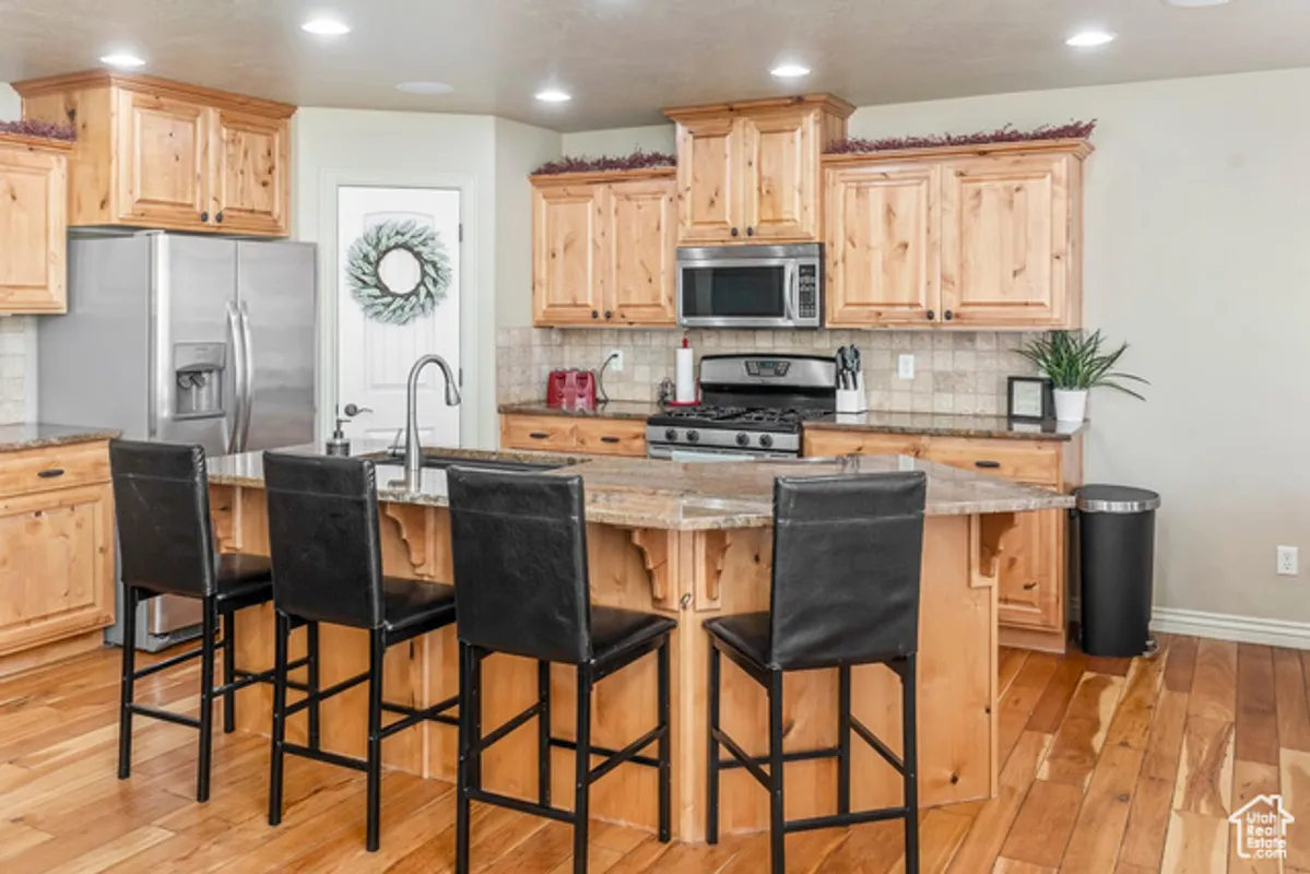 Property Slideshow image 1 of 11 | 955 w 720, Tremonton, UT, 84337