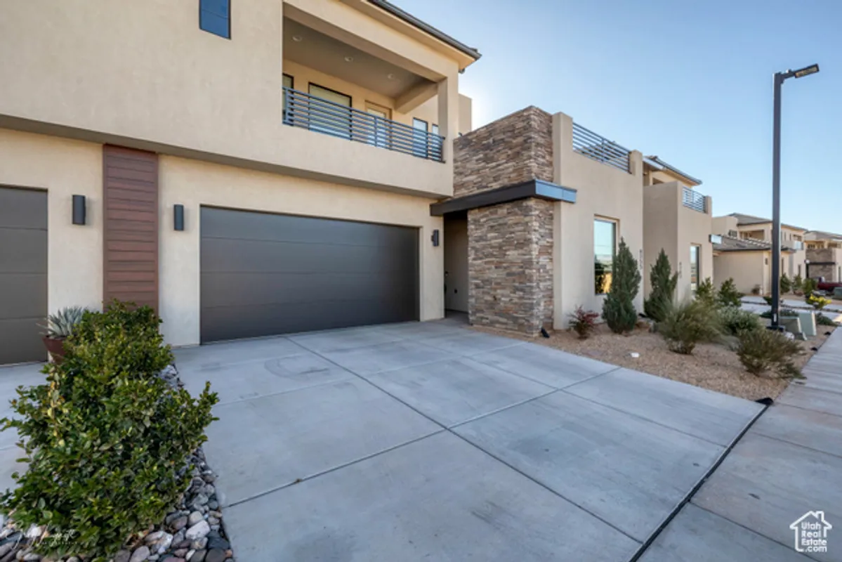 Property Slideshow image 1 of 40 | 4755 s purcell dr, St George, UT, 84790
