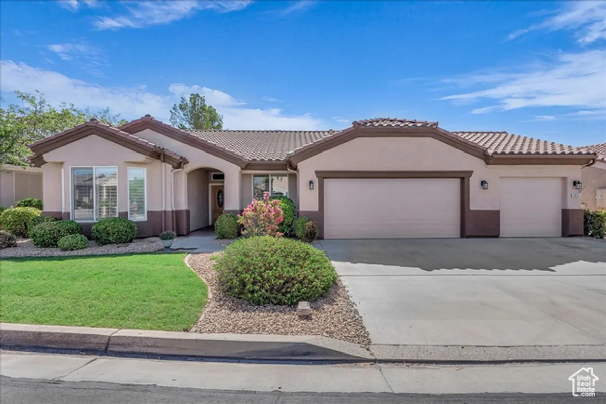 Property Slideshow image 1 of 19 | 1853 wide river dr, St George, UT, 84790