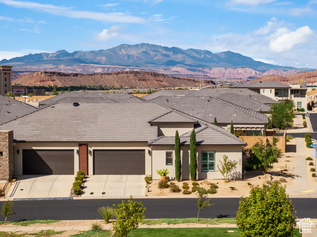 Property Slideshow image 1 of 25 | 1216 w wickham dr, St George, UT, 84790
