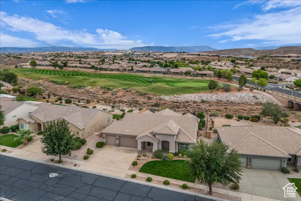 Property Slideshow image 1 of 23 | 1915 w sunstar dr, St George, UT, 84790