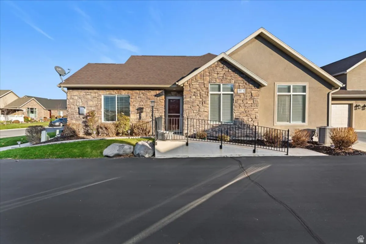 Property Slideshow image 1 of 34 | 891 w 1840 a, Syracuse, UT, 84075