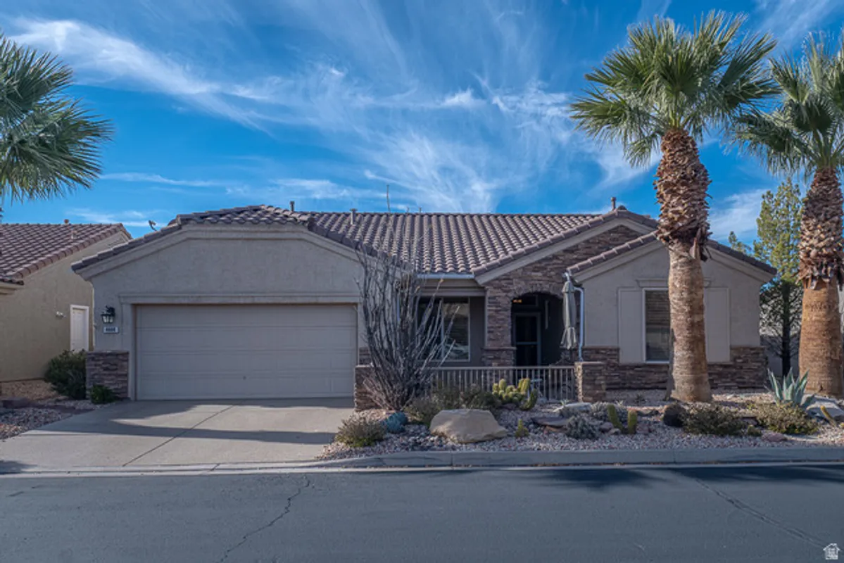 Property Slideshow image 1 of 22 | 4444 s big river dr, St George, UT, 84790