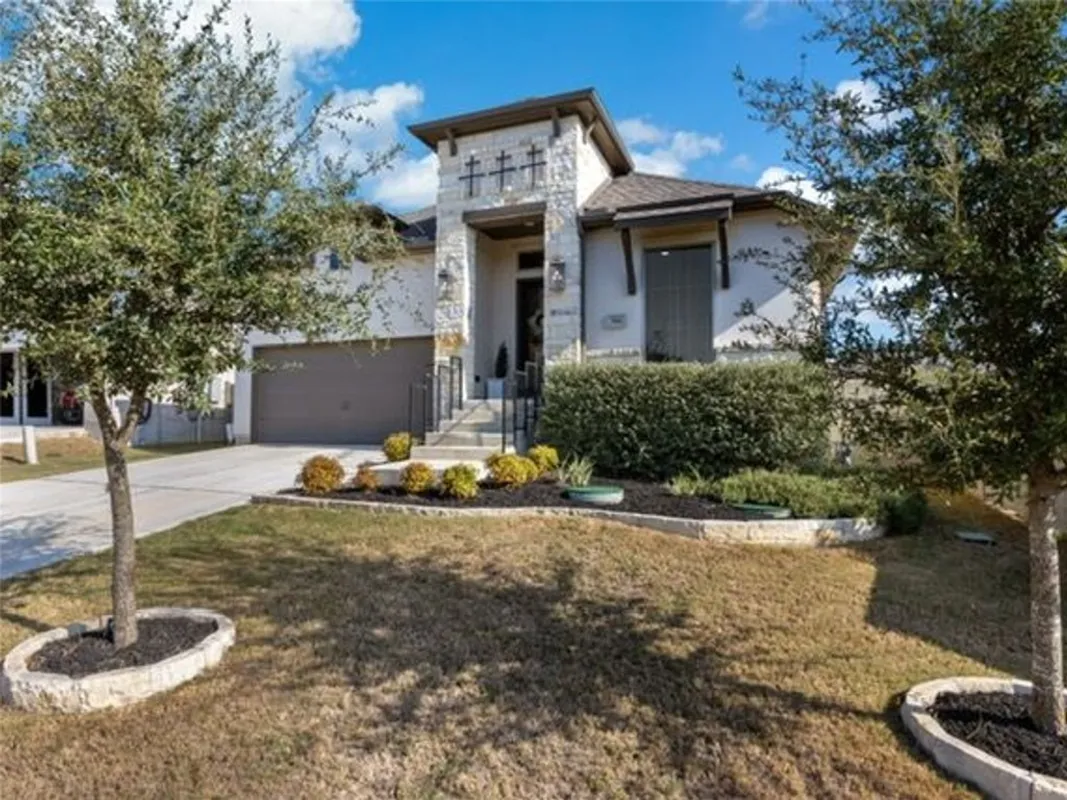 Property Slideshow image 1 of 40 | 514 orchard way, New Braunfels, TX, 78132