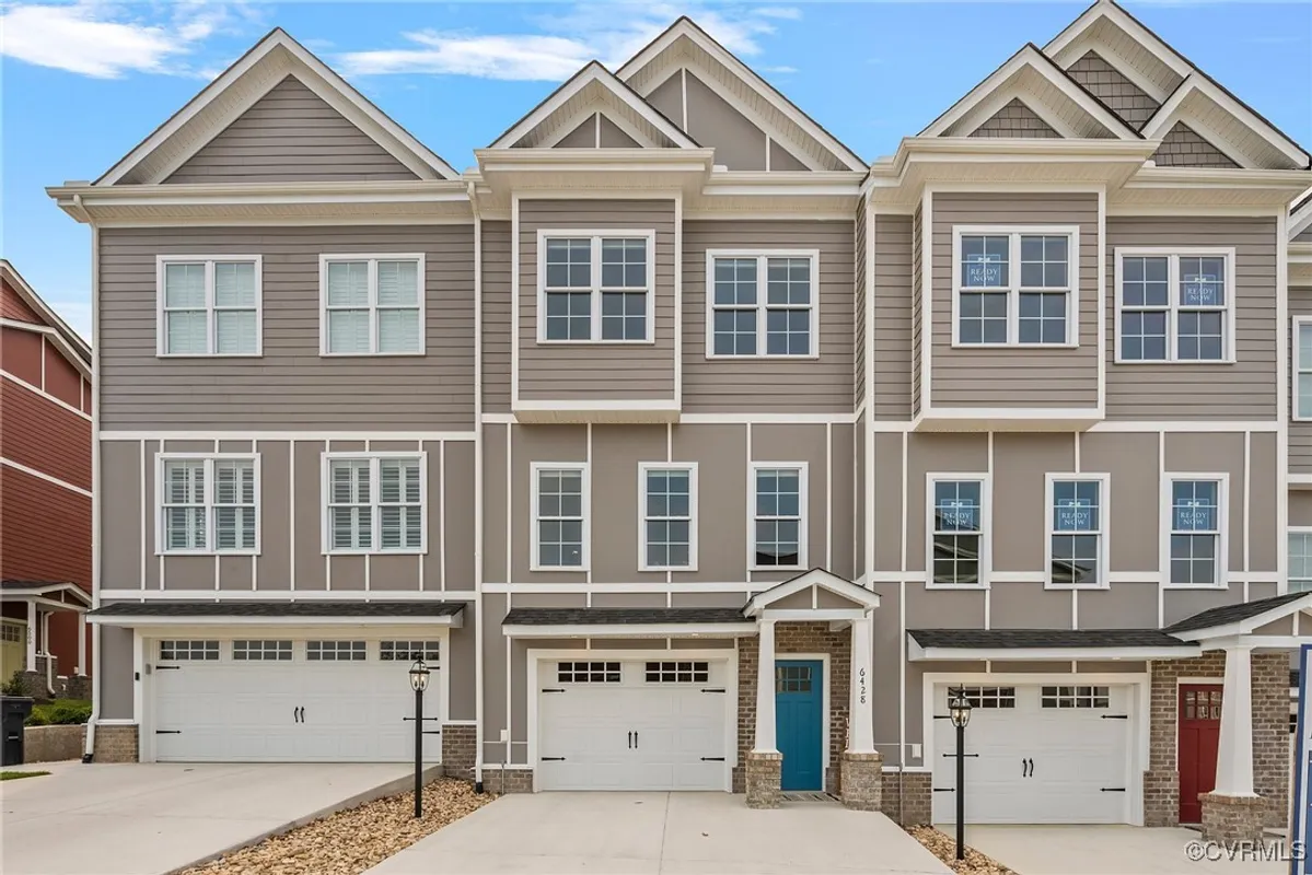 Property Slideshow image 1 of 39 | 6404 sanford springs cv, Midlothian, VA, 23112