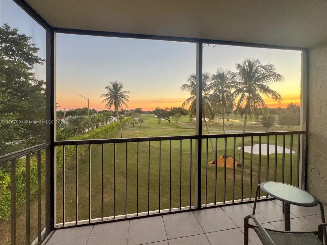 Property Slideshow image 1 of 10 | 8900 washington blvd apt 401a, Pembroke Pines, FL, 33025