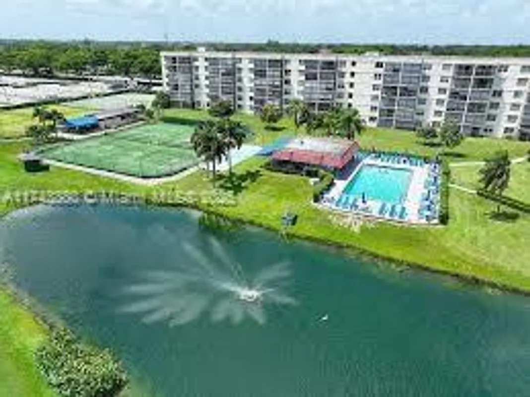 Property Slideshow image 1 of 24 | 8900 washington blvd ph 2a, Pembroke Pines, FL, 33025