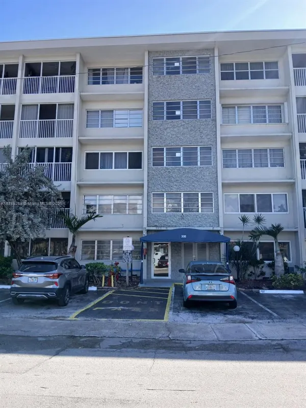 Property Slideshow image 1 of 6 | 330 se 2nd st 202f, Hallandale Beach, FL, 33009