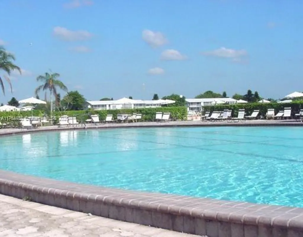 Property Slideshow image 1 of 5 | 216 sussex k, West Palm Beach, FL, 33417