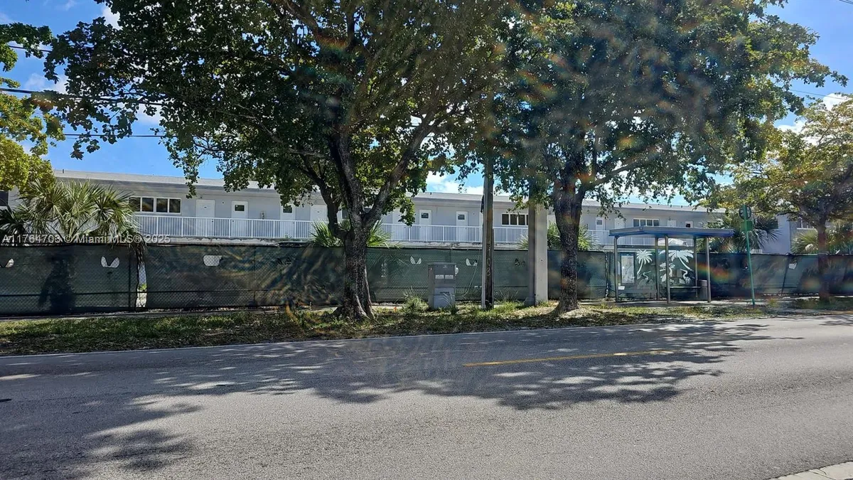 Property Slideshow image 1 of 1 | 18975 ne 2nd ave 1203, Miami, FL, 33179