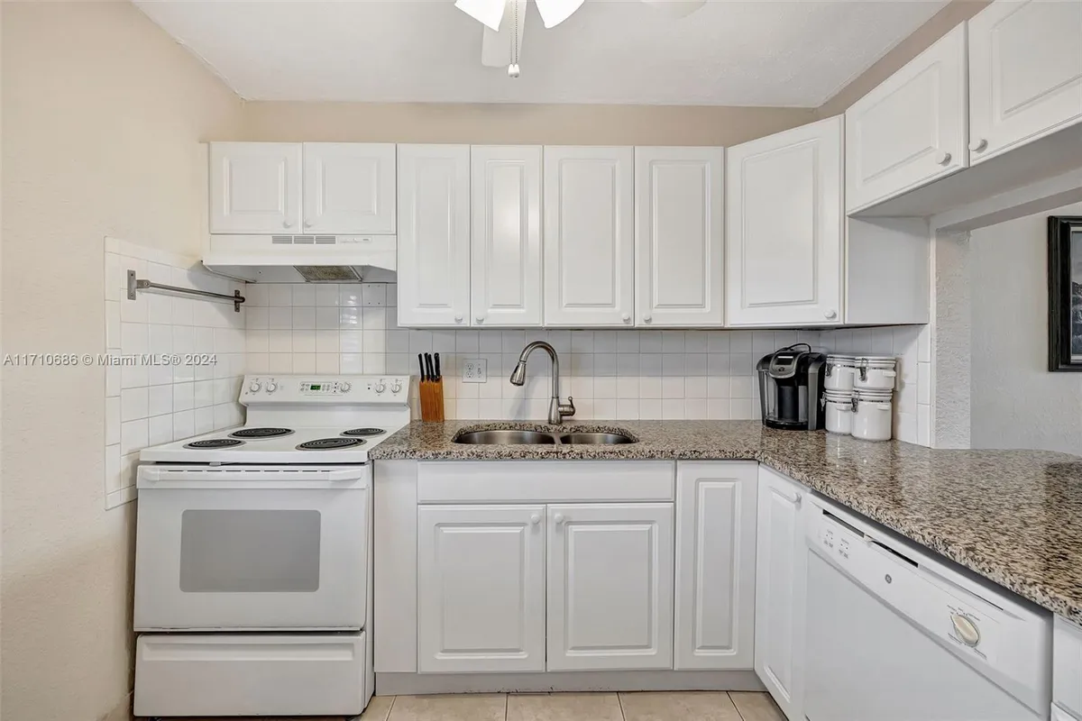 Property Slideshow image 1 of 29 | 7897 golf circle dr apt 309, Margate, FL, 33063