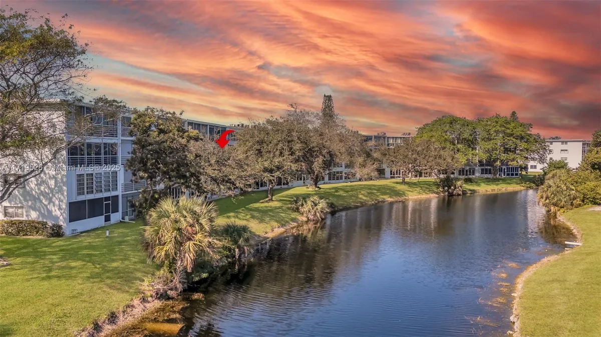 Property Slideshow image 1 of 43 | 3037 newport h # 3037, Deerfield Beach, FL, 33442
