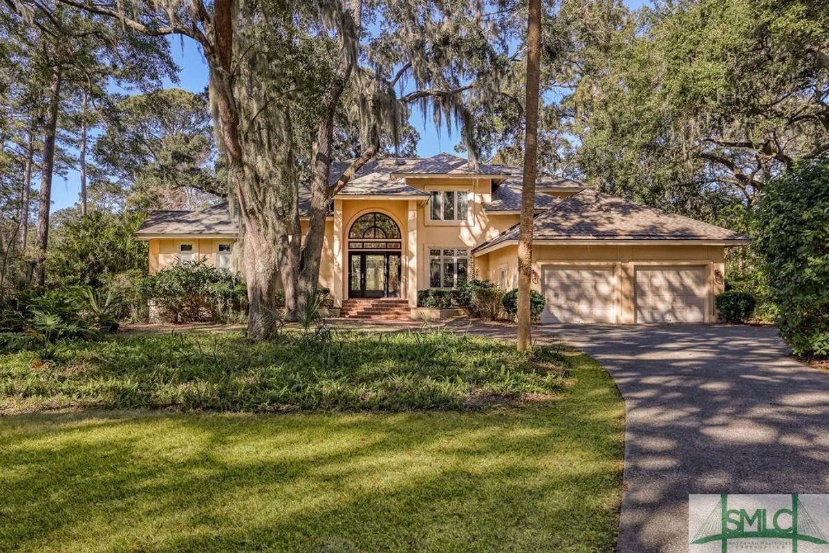 Property Slideshow image 1 of 50 | 21 rookery rd, Savannah, GA, 31411
