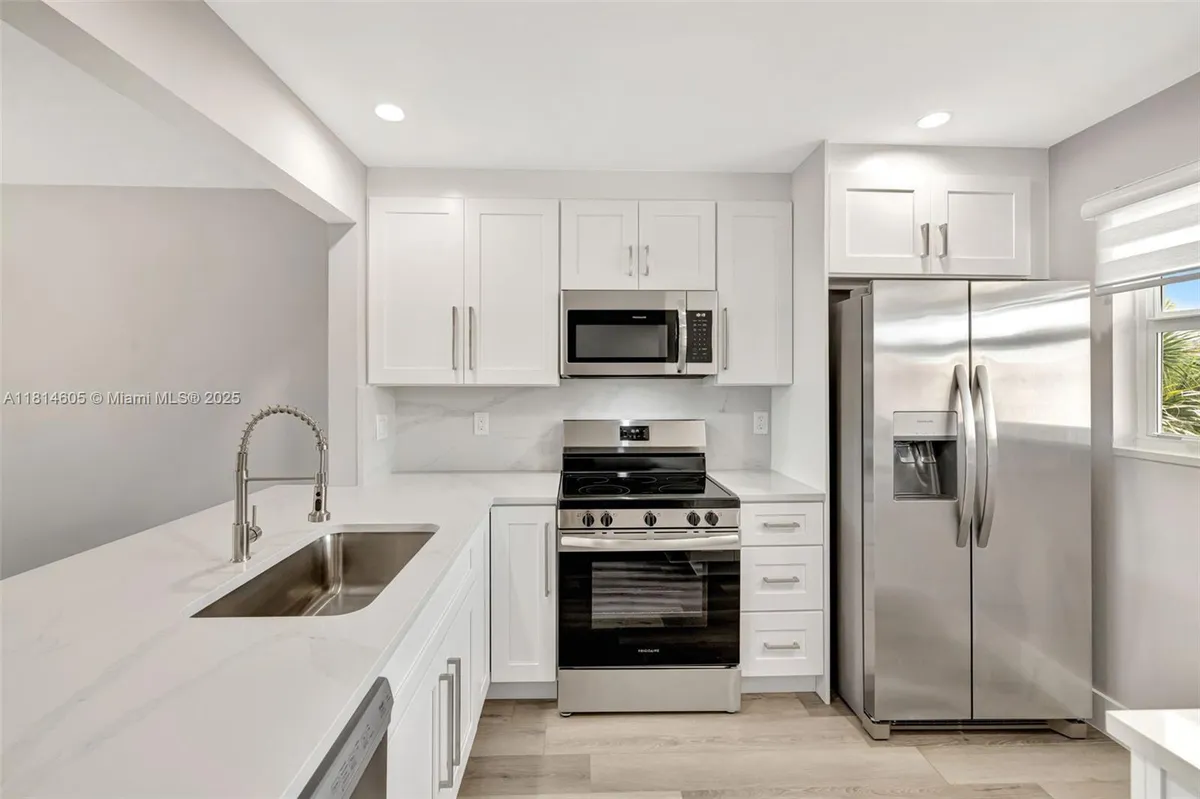 Property Slideshow image 1 of 41 | 6800 royal palm blvd 302f, Margate, FL, 33063