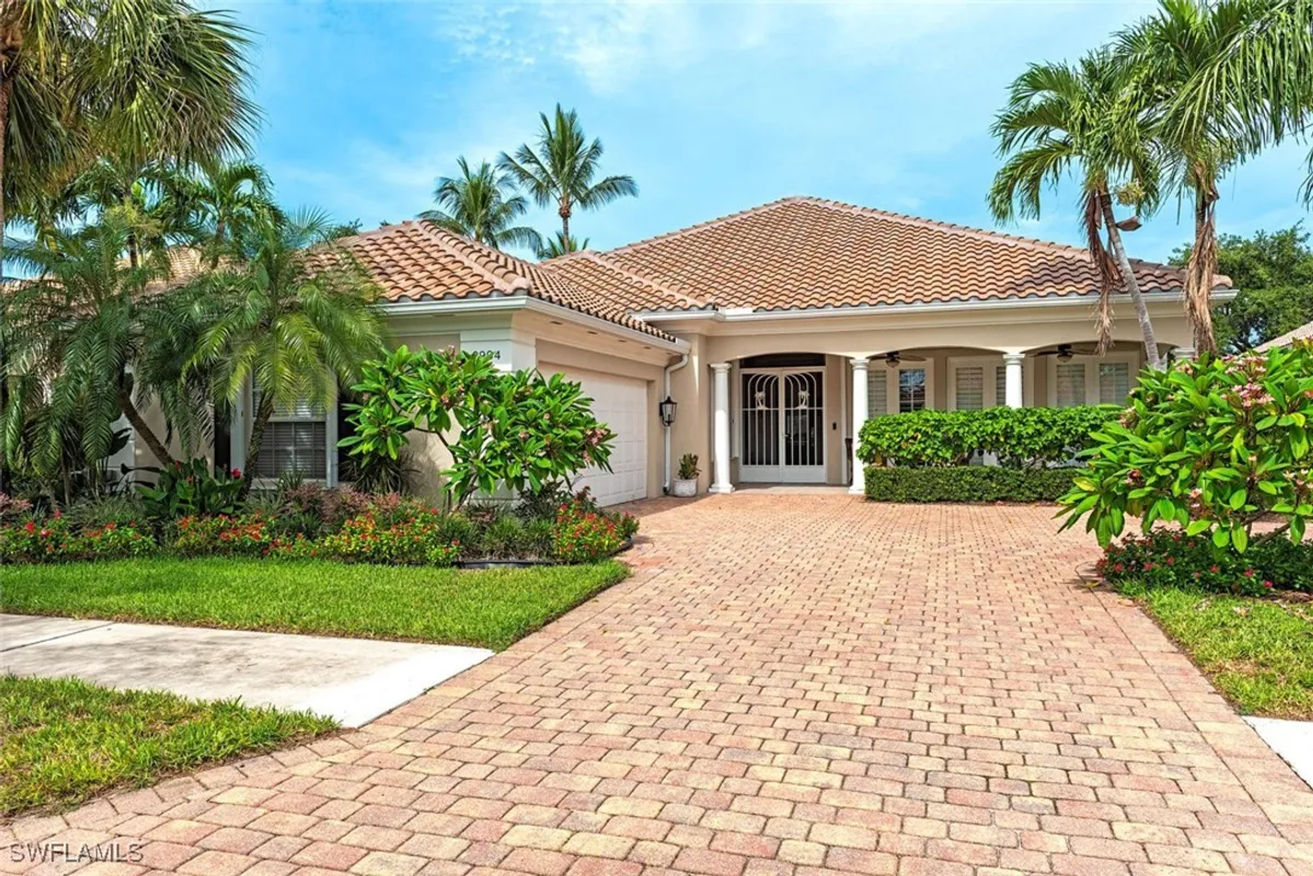 Property Slideshow image 1 of 39 | 2904 hatteras way, Naples, FL, 34119
