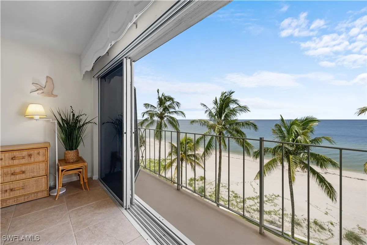 Property Slideshow image 1 of 15 | 2011 gulf shore blvd 44, Naples, FL, 34102