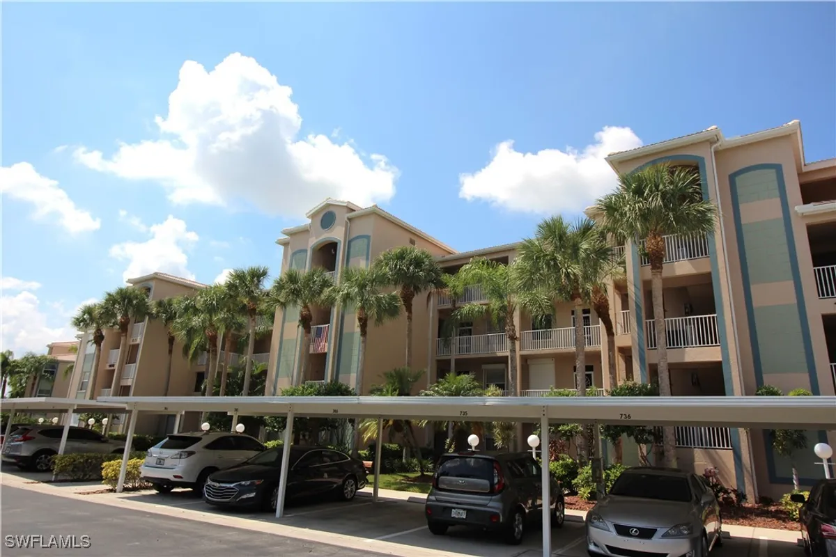 Property Slideshow image 1 of 49 | 14061 brant point cir 7304, Fort Myers, FL, 33919