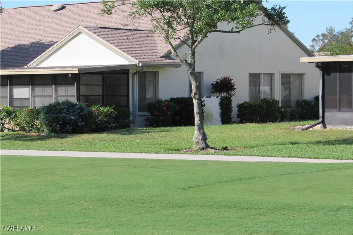 Property Slideshow image 1 of 30 | 1727 bent tree cir, Fort Myers, FL, 33907