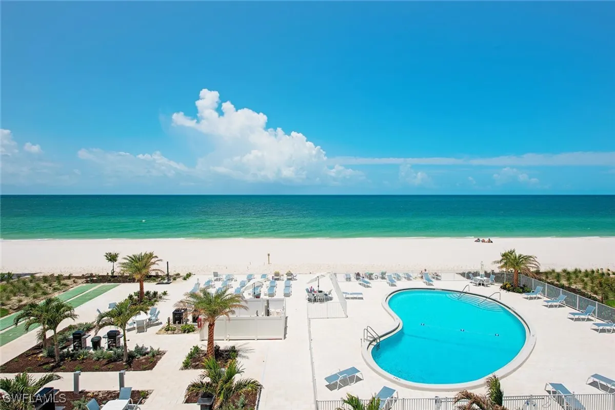 Property Slideshow image 1 of 15 | 3443 gulf shore blvd 409, Naples, FL, 34103