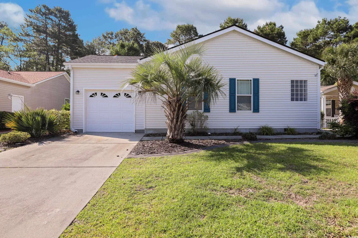 Property Slideshow image 1 of 22 | 628 lake estates ct, Conway, SC, 29526