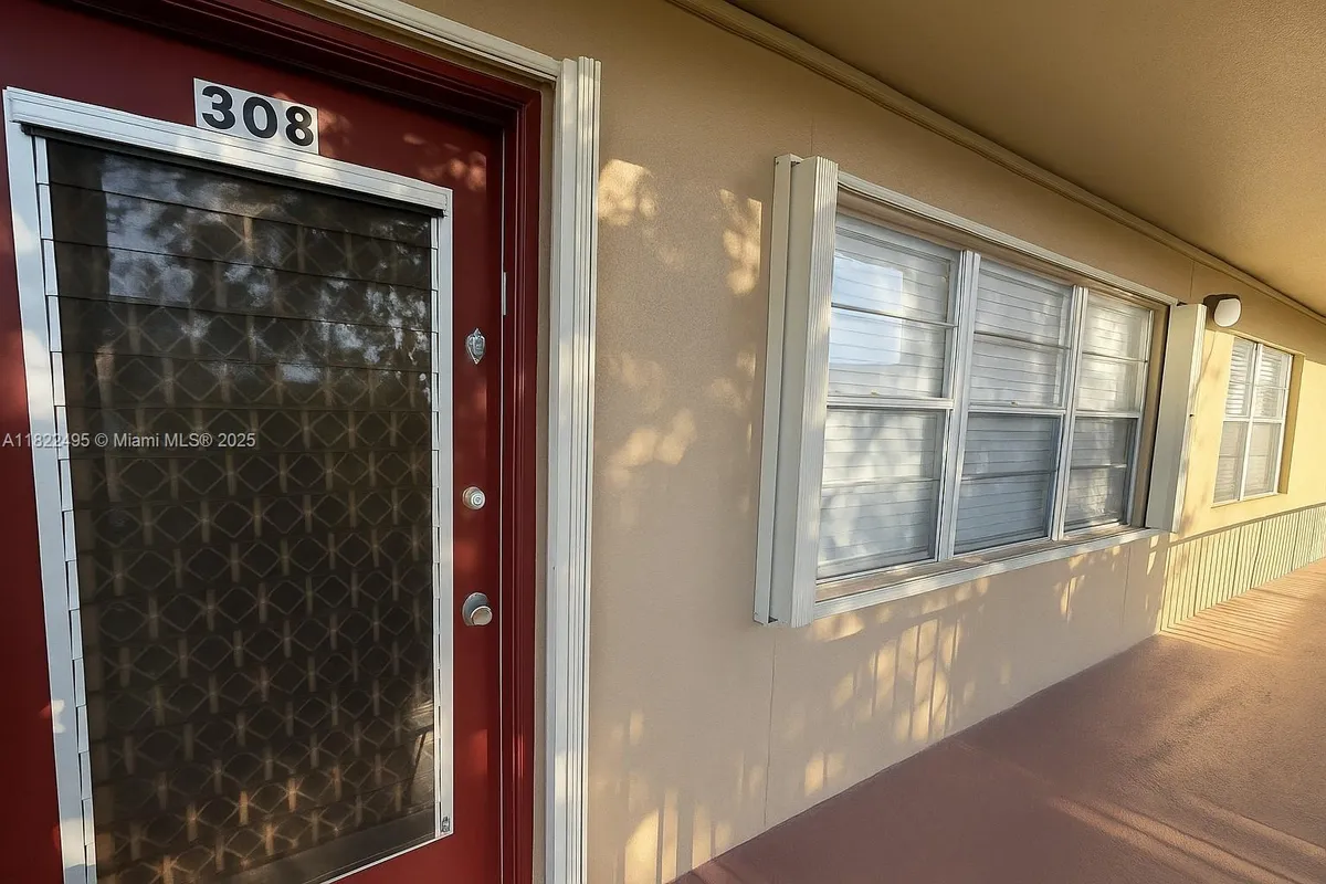 Property Slideshow image 1 of 11 | 801 sw 133rd ter k308, Pembroke Pines, FL, 33027