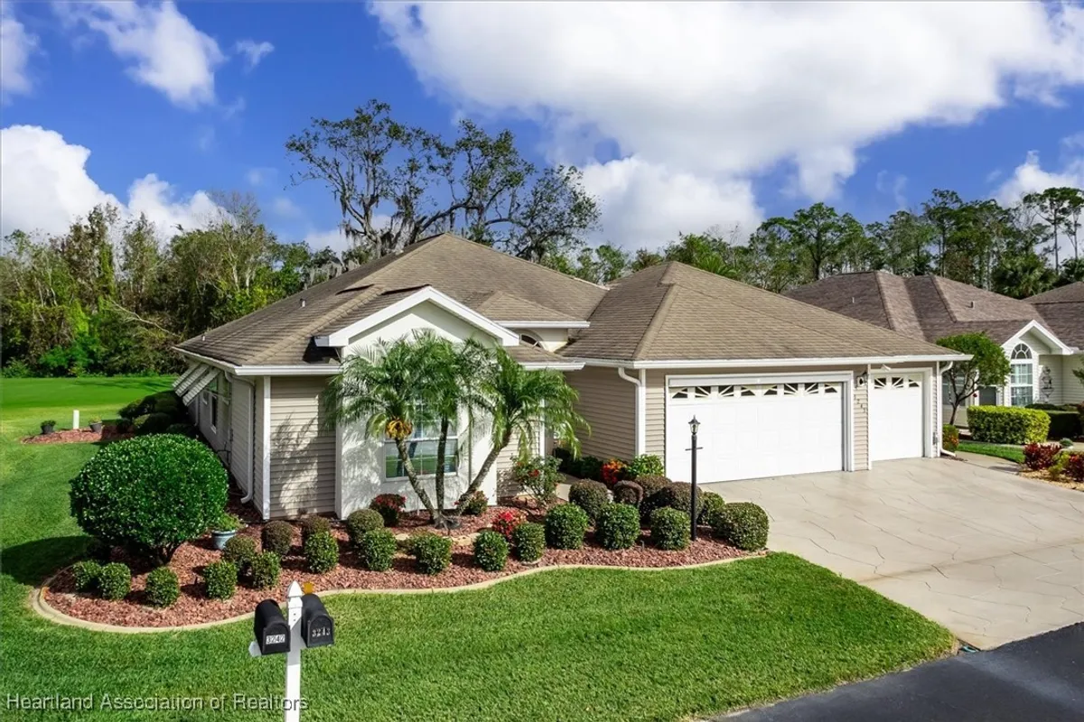 Property Slideshow image 1 of 50 | 3243 e anglers strm, Avon Park, FL, 33825