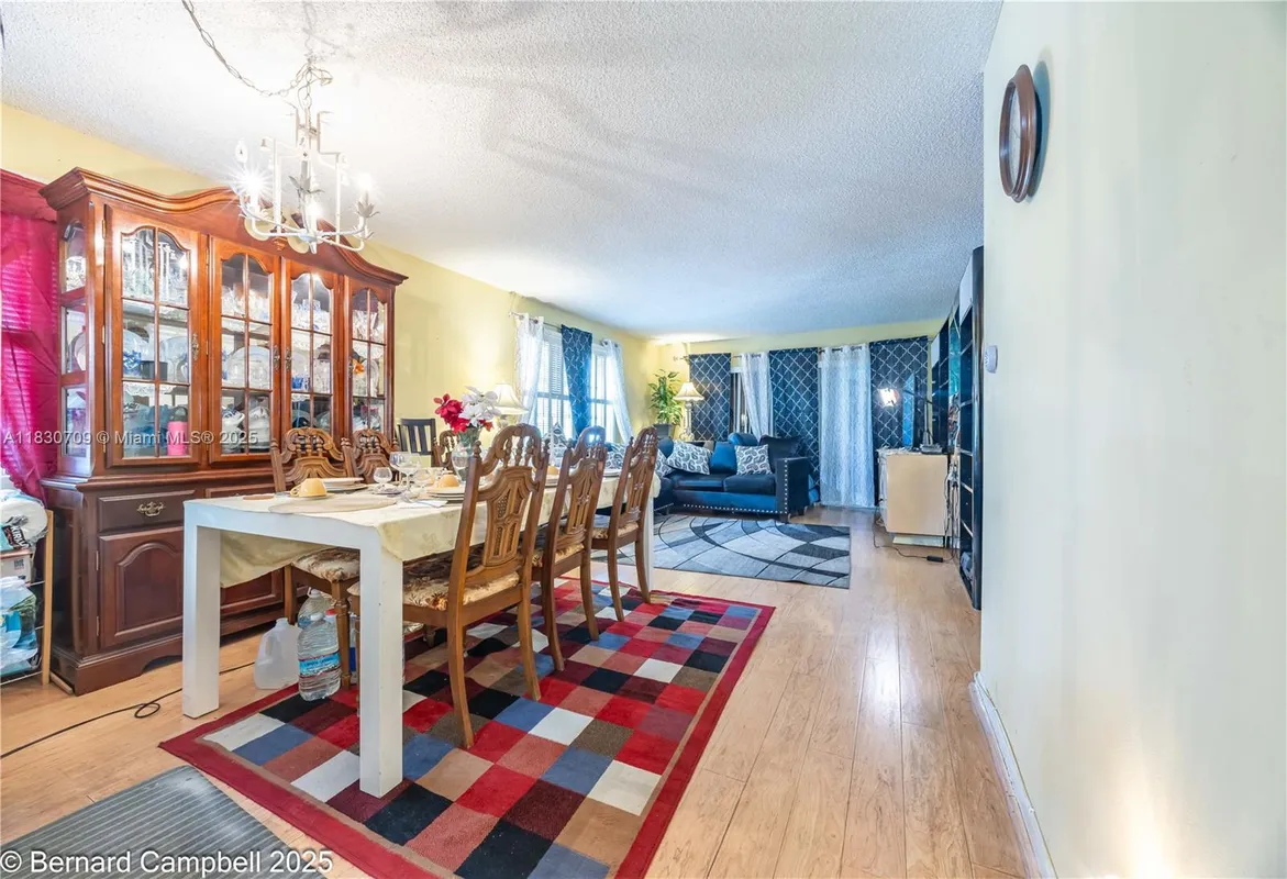 Property Slideshow image 1 of 17 | 3531 inverrary dr 101, Lauderhill, FL, 33319