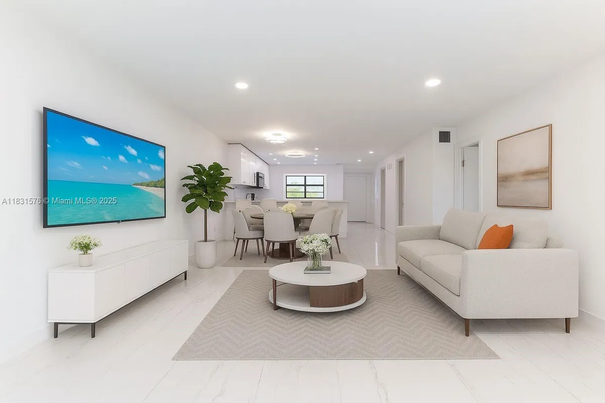 Property Slideshow image 1 of 56 | 8435 casa del lago apt 22c, Boca Raton, FL, 33433