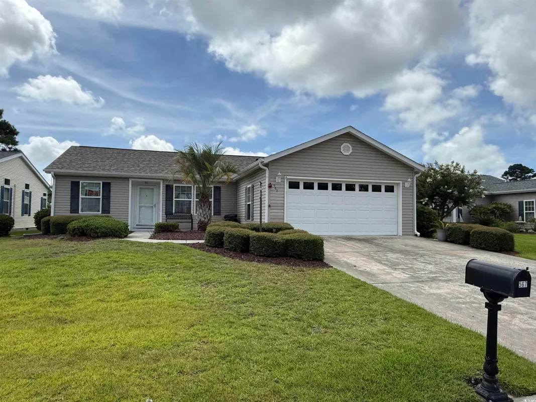 Property Slideshow image 1 of 28 | 567 woodholme dr, Conway, SC, 29526