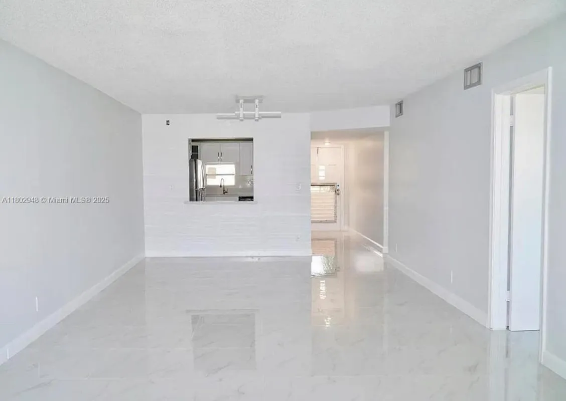 Property Slideshow image 1 of 20 | 691 s hollybrook dr apt 208, Pembroke Pines, FL, 33025