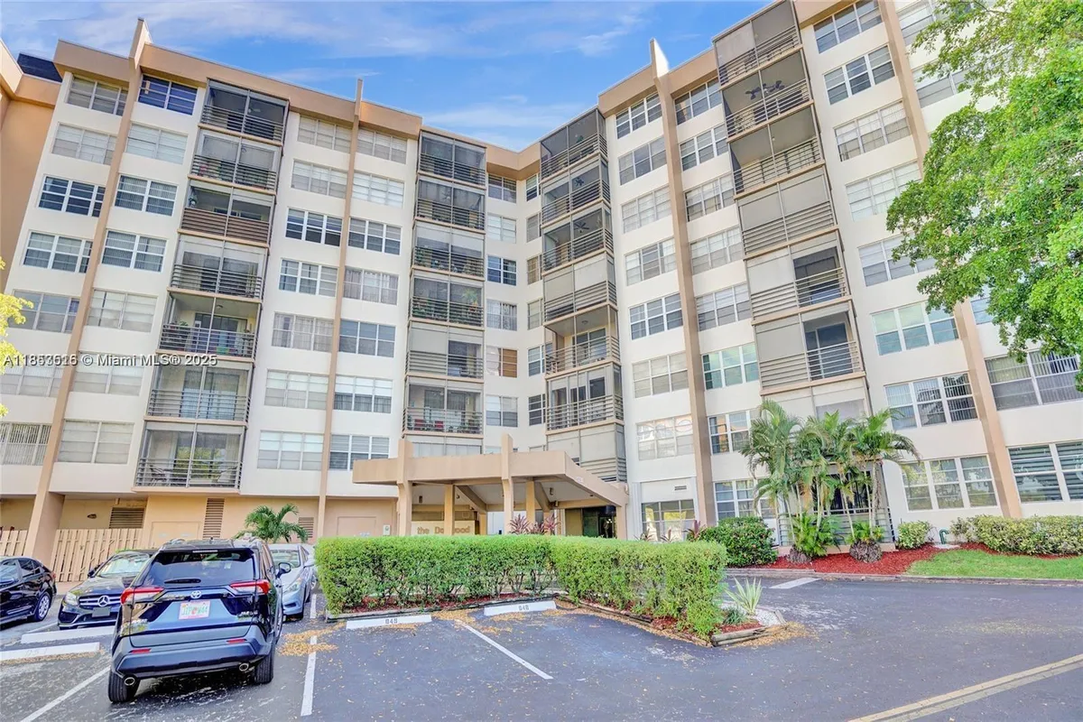 Property Slideshow image 1 of 31 | 1100 saint charles pl 504, Pembroke Pines, FL, 33026