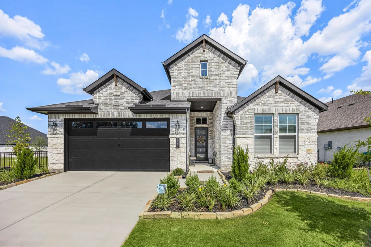 Property Slideshow image 1 of 29 | 14902 shavers dr, Willis, TX, 77318