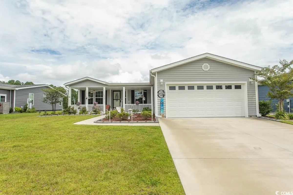 Property Slideshow image 1 of 39 | 2052 eastlynn dr, Conway, SC, 29526