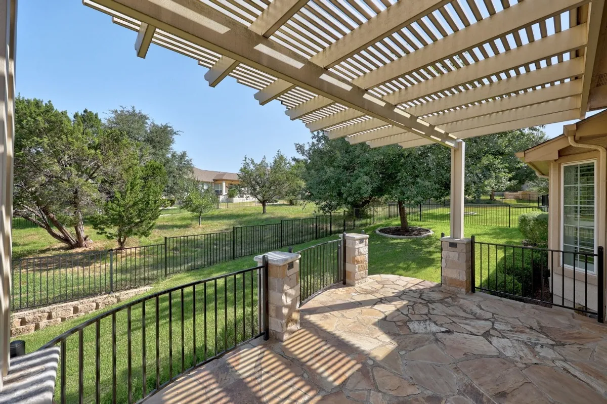 Property Slideshow image 1 of 39 | 416 palmetto dr, Georgetown, TX, 78633