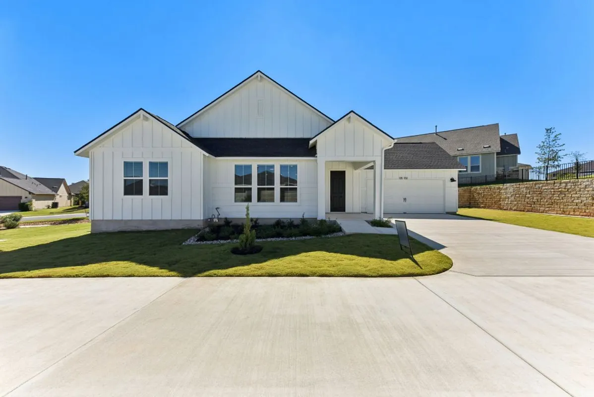 Property Slideshow image 1 of 33 | 105 antoinette way unit 102, San Marcos, TX, 78666