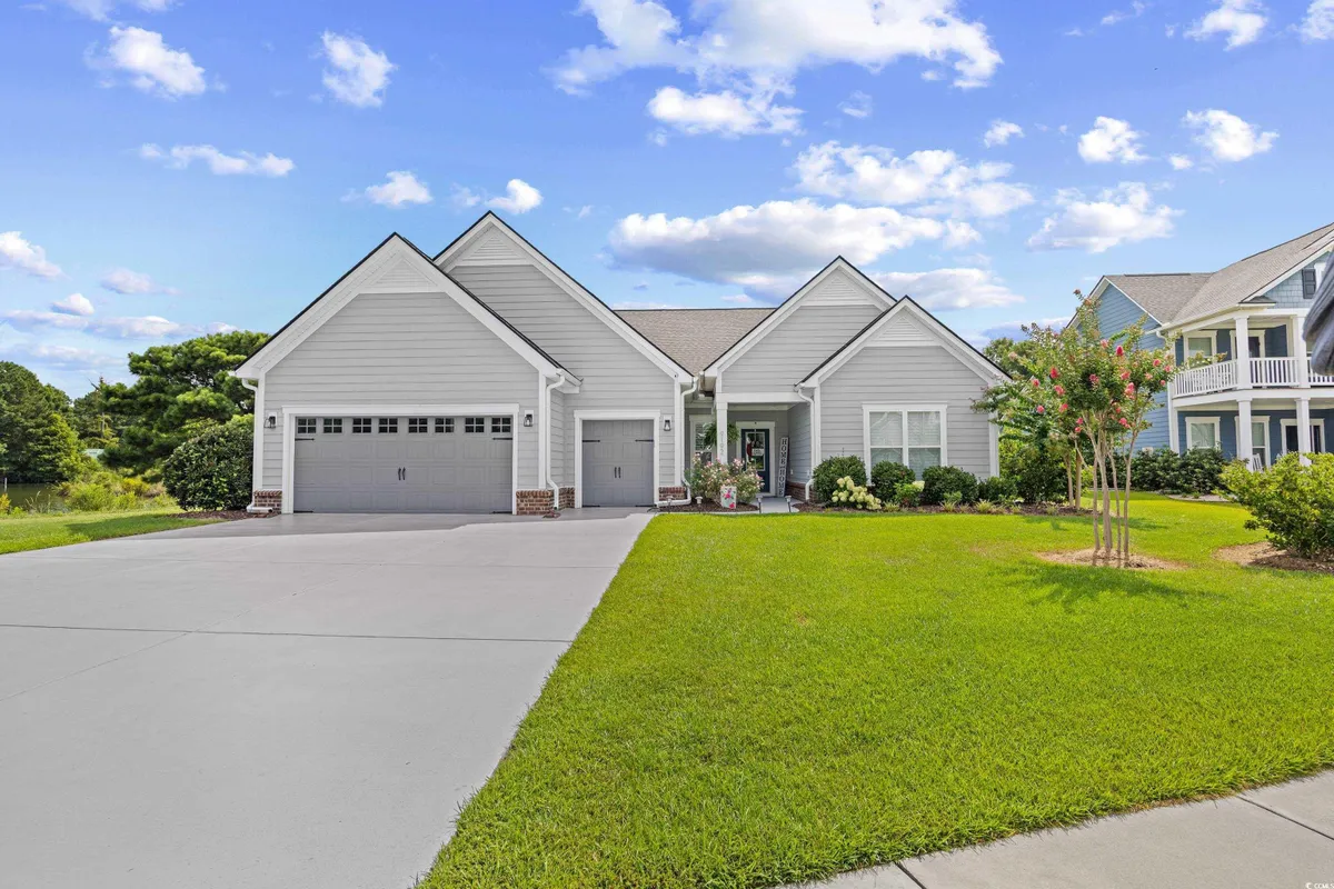 Property Slideshow image 1 of 40 | 9192 oldfield rd nw, Calabash, NC, 28467