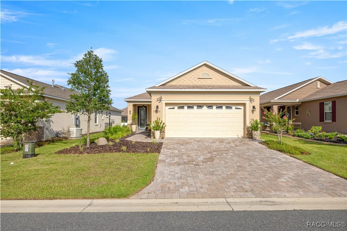 Property Slideshow image 1 of 25 | 10020 sw 96th ct, Ocala, FL, 34481