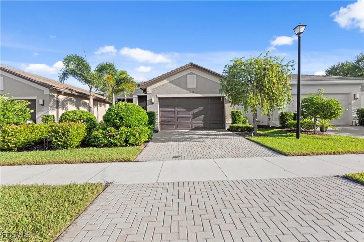 Property Slideshow image 1 of 50 | 16312 molise pl, Bonita Springs, FL, 34135