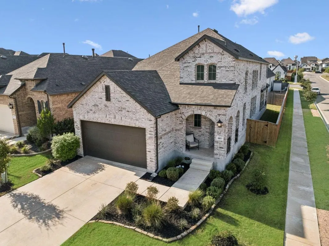 Property Slideshow image 1 of 29 | 1857 nettletree rd, New Braunfels, TX, 78132