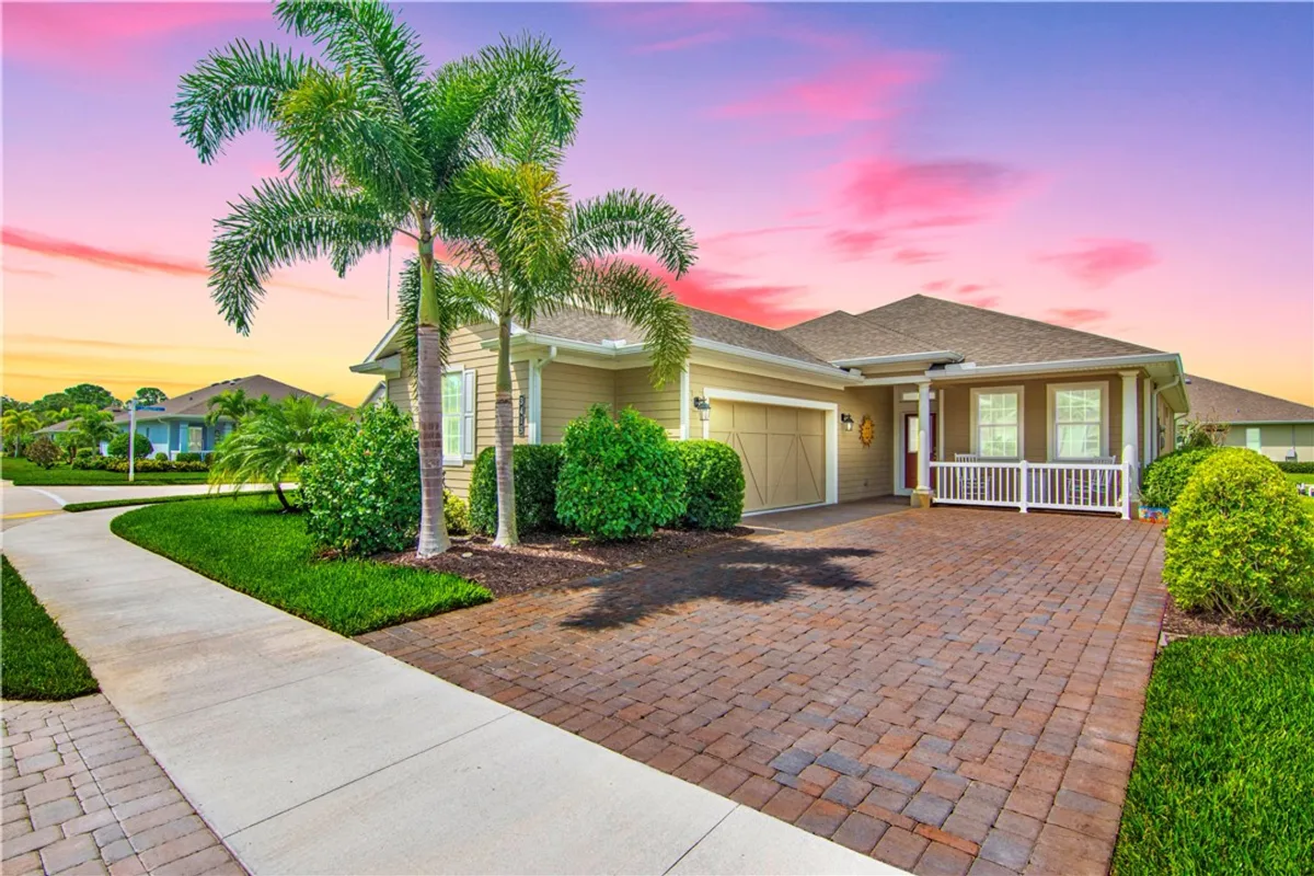 Property Slideshow image 1 of 36 | 3415 diamond leaf dr, Vero Beach, FL, 32966