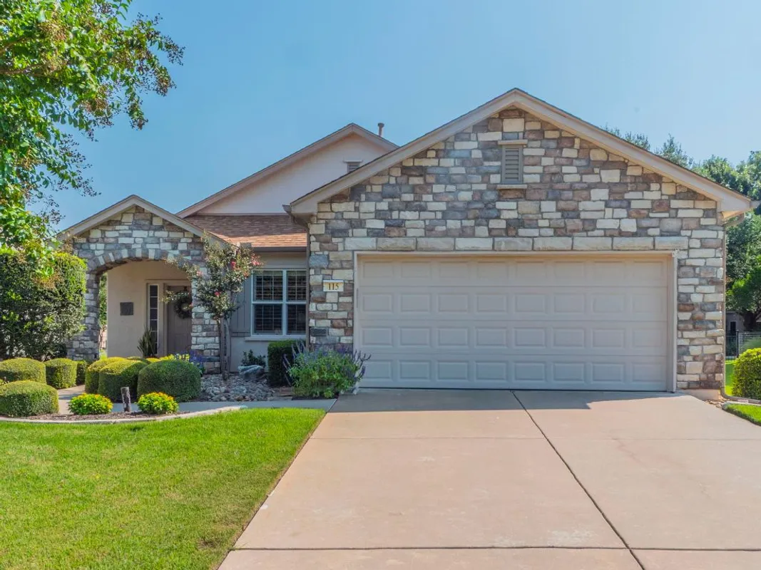 Property Slideshow image 1 of 23 | 115 crosby st, Georgetown, TX, 78633